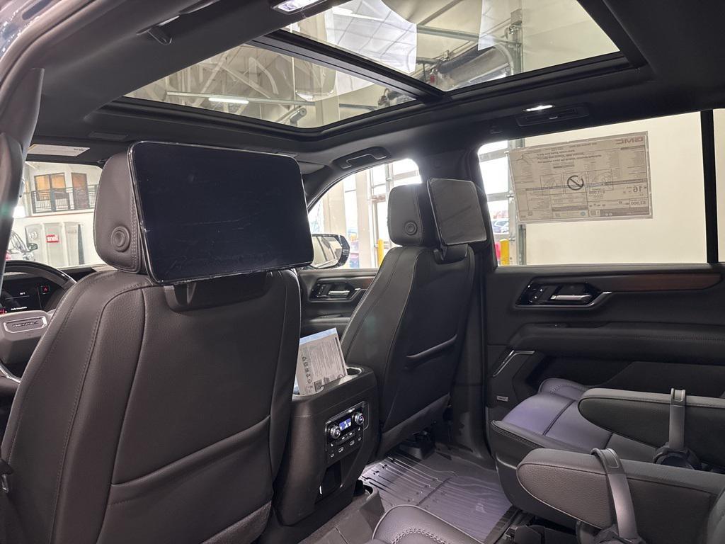 new 2026 GMC Yukon XL car, priced at $104,210