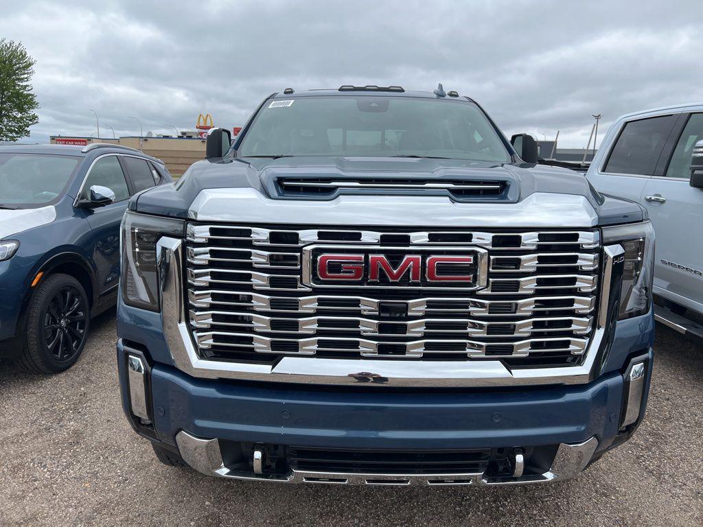new 2026 GMC Sierra 3500 car, priced at $92,505