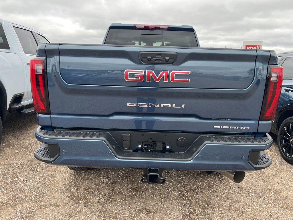 new 2026 GMC Sierra 3500 car, priced at $92,505
