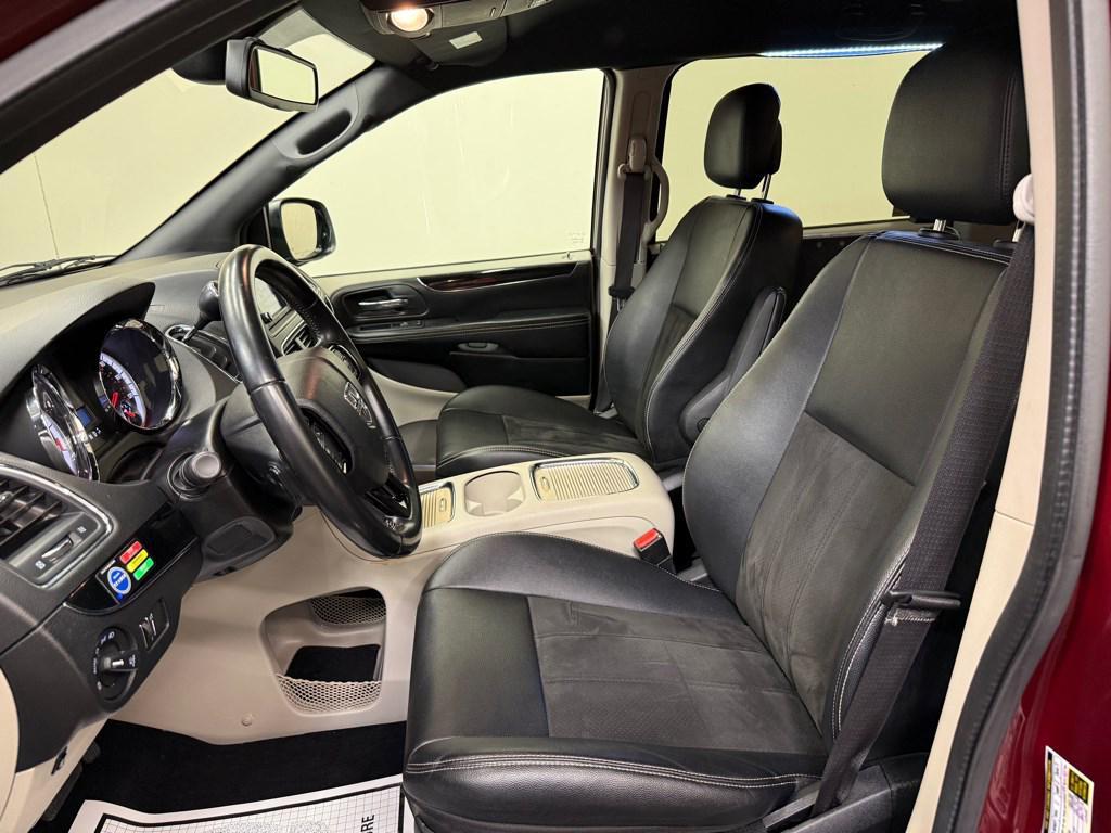 used 2019 Dodge Grand Caravan car, priced at $33,900