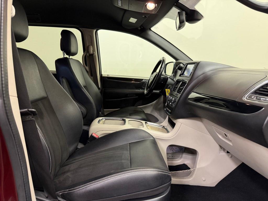 used 2019 Dodge Grand Caravan car, priced at $33,900