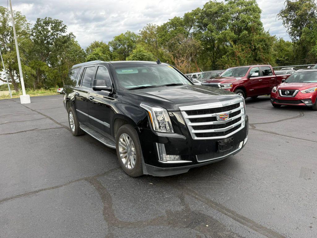 used 2017 Cadillac Escalade ESV car, priced at $25,564