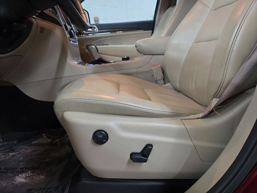 used 2017 Jeep Grand Cherokee car, priced at $10,470