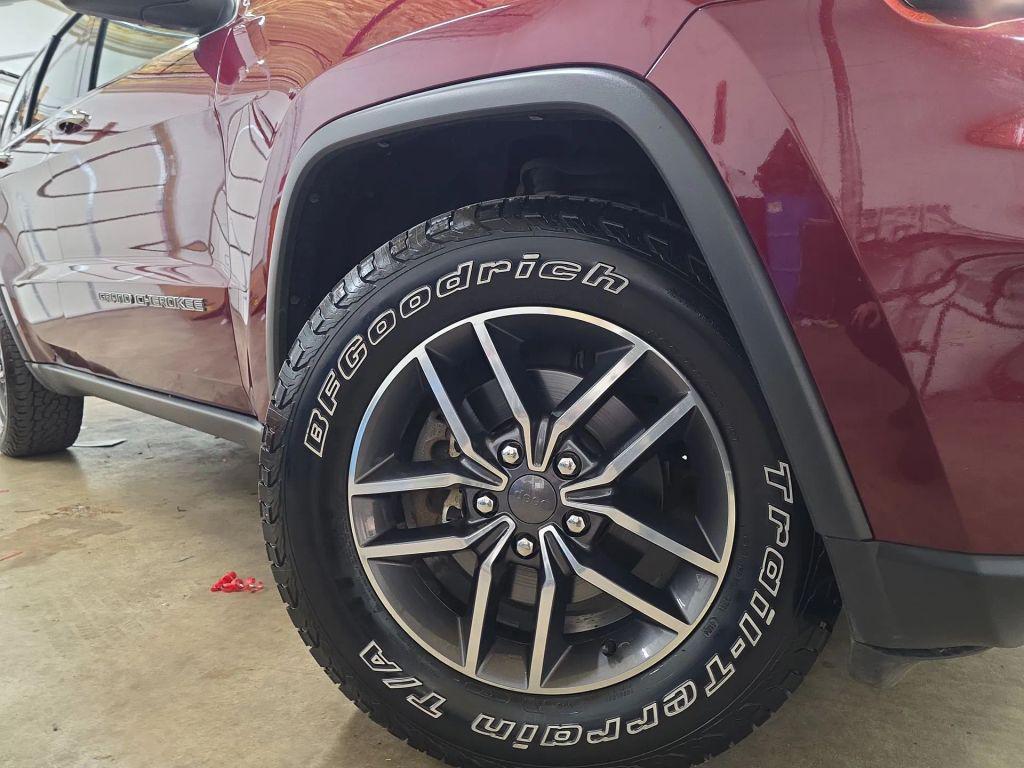 used 2017 Jeep Grand Cherokee car, priced at $10,470