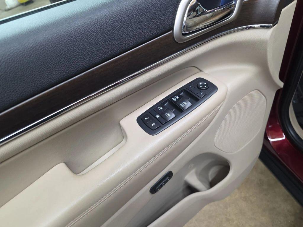 used 2017 Jeep Grand Cherokee car, priced at $10,470