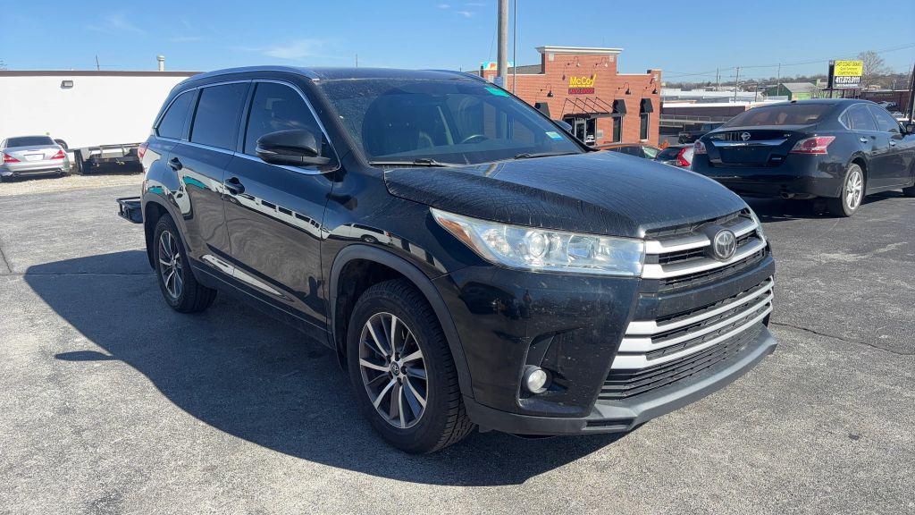 used 2017 Toyota Highlander car, priced at $17,502