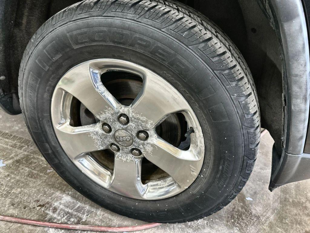 used 2011 Jeep Grand Cherokee car, priced at $10,614