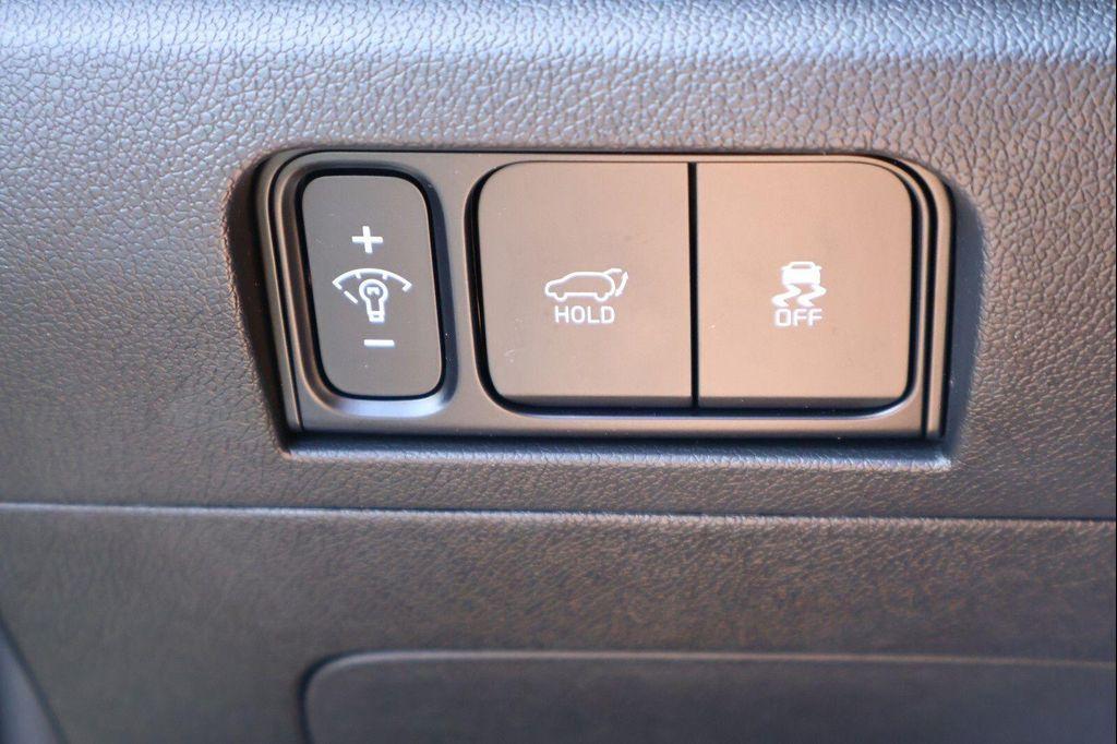 used 2024 Kia Sorento car, priced at $35,425