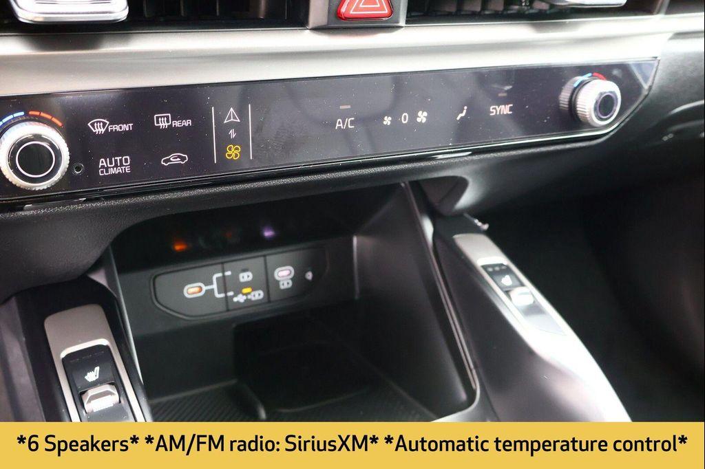 used 2025 Kia Sorento car, priced at $33,625