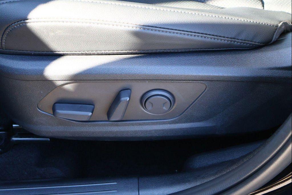 used 2025 Kia Sportage car, priced at $28,250