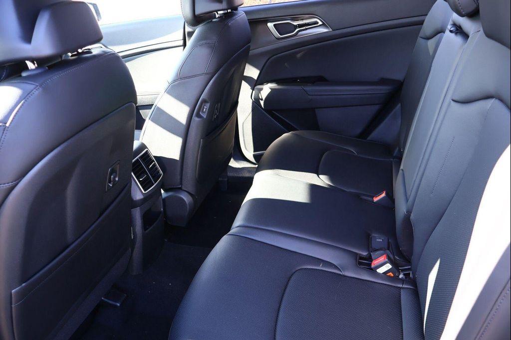 used 2025 Kia Sportage car, priced at $28,250