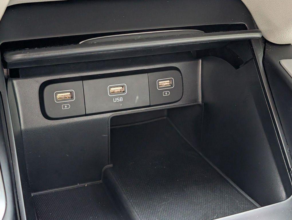 used 2022 Kia Sorento car, priced at $23,110
