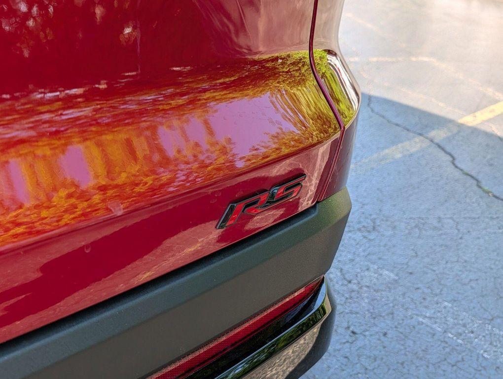 used 2026 Chevrolet Equinox car, priced at $35,410