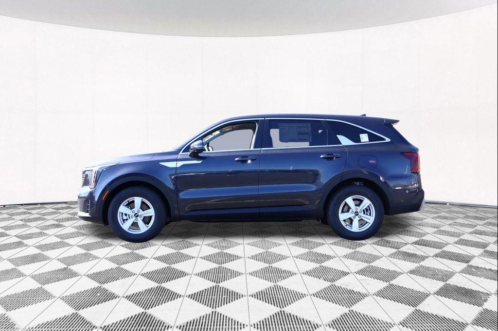 used 2025 Kia Sorento car, priced at $27,986