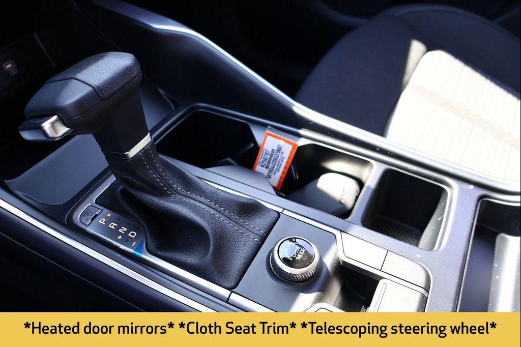 used 2025 Kia Sorento car, priced at $27,986