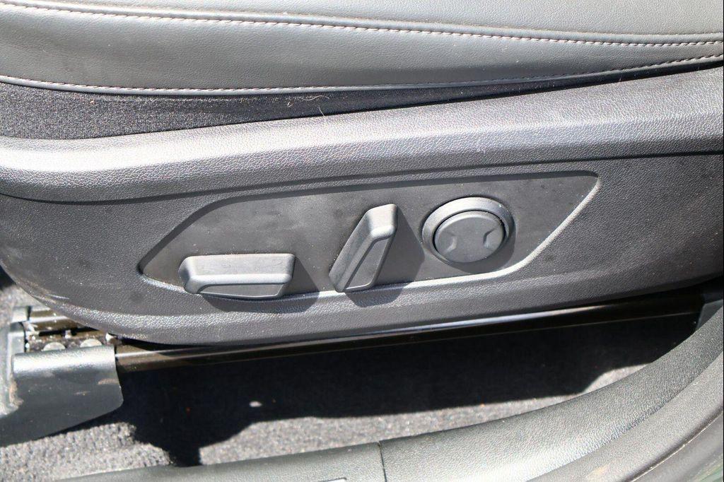 used 2024 Kia Sorento car, priced at $36,150