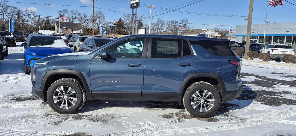 new 2026 Chevrolet Equinox car, priced at $31,572