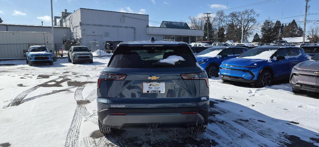 new 2026 Chevrolet Equinox car, priced at $31,572