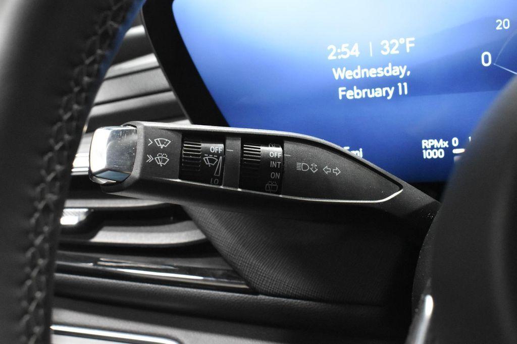 used 2025 Buick Enclave car, priced at $34,910