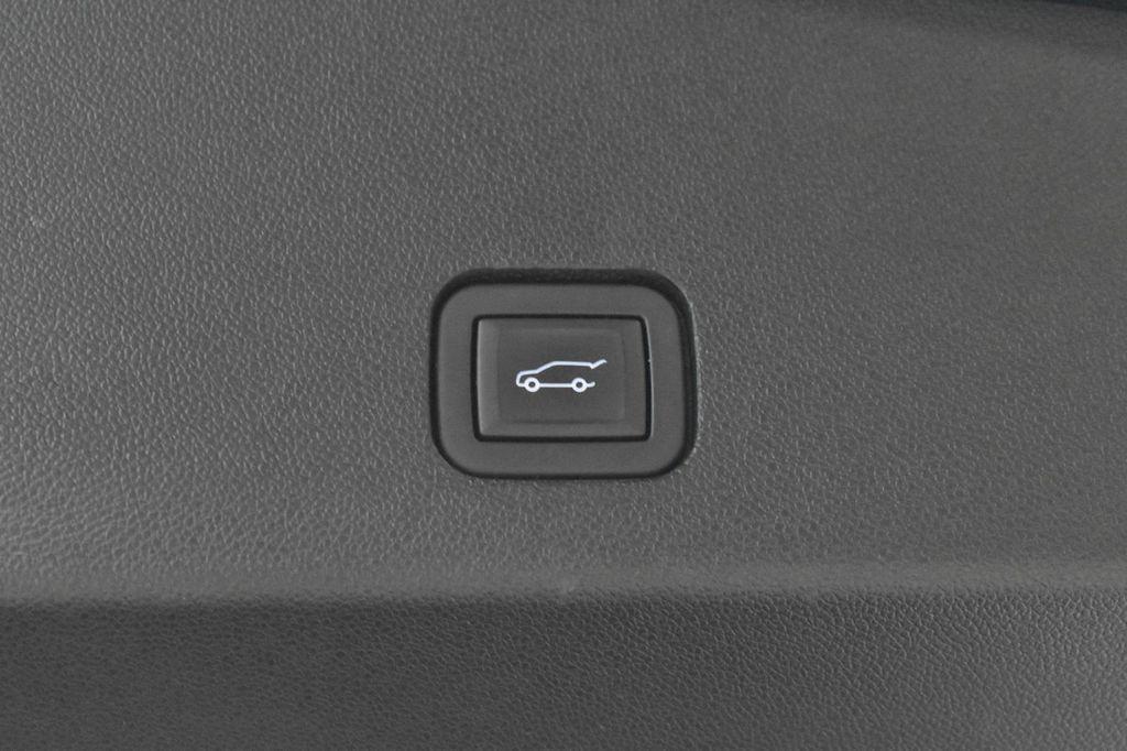 2024 Stellar Black Metallic Cadillac XT6