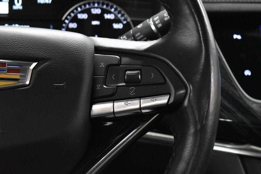 2024 Stellar Black Metallic Cadillac XT6