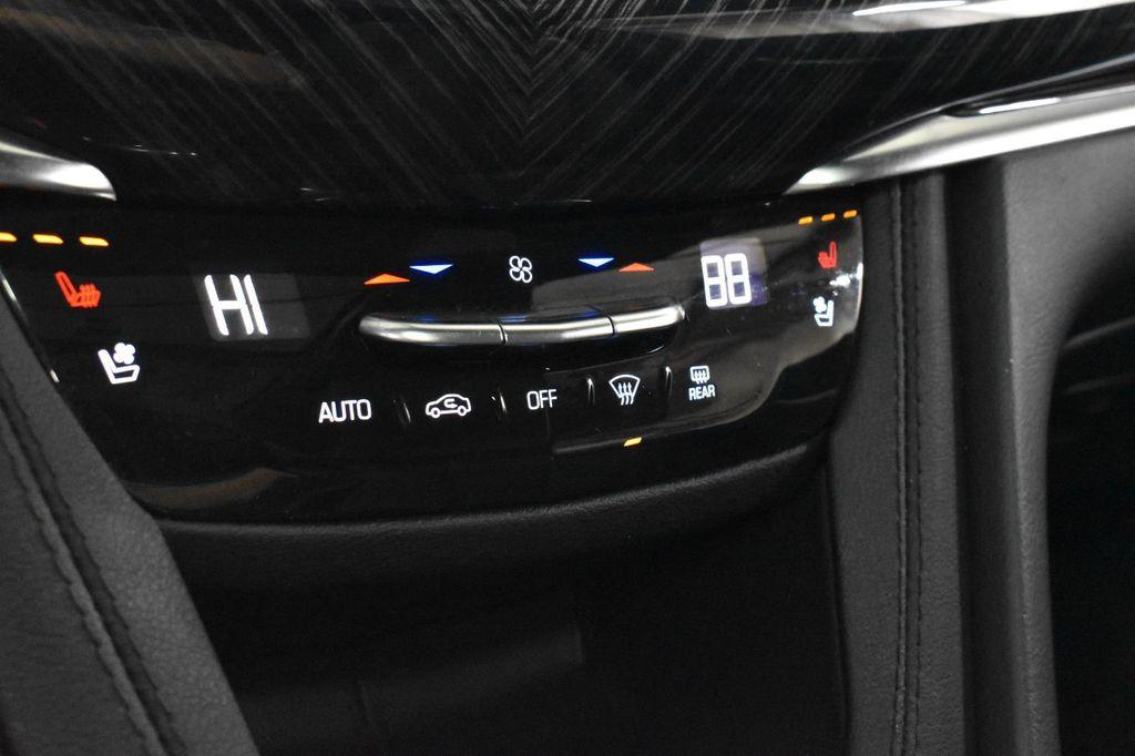 2024 Stellar Black Metallic Cadillac XT6