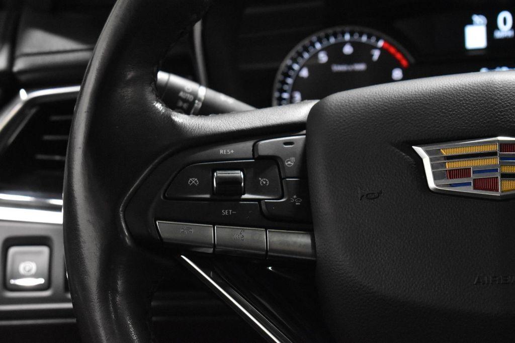 2024 Stellar Black Metallic Cadillac XT6