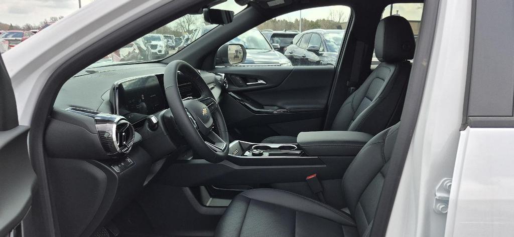 new 2026 Chevrolet Equinox car, priced at $31,572