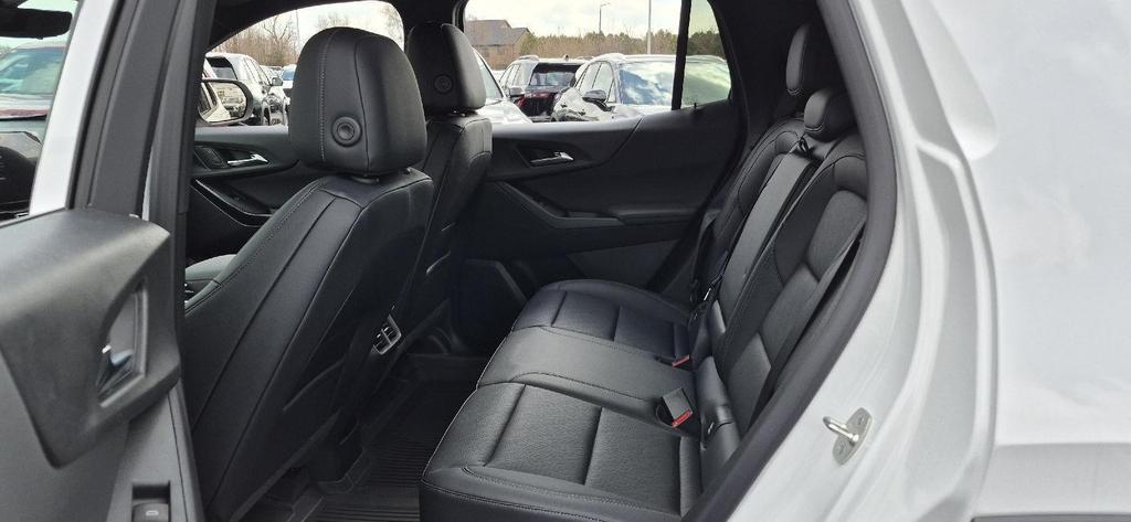 new 2026 Chevrolet Equinox car, priced at $31,572