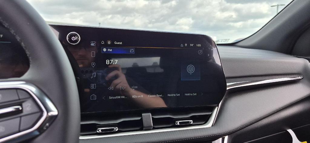 new 2026 Chevrolet Equinox car, priced at $31,572