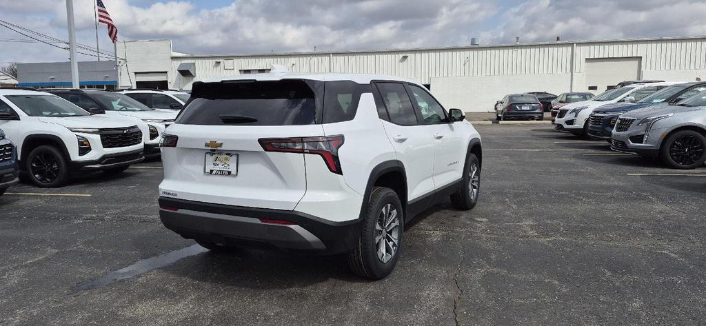 new 2026 Chevrolet Equinox car, priced at $31,572
