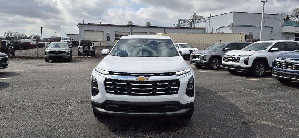 new 2026 Chevrolet Equinox car, priced at $31,572