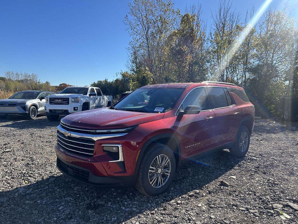 new 2026 Chevrolet Traverse car, priced at $40,697