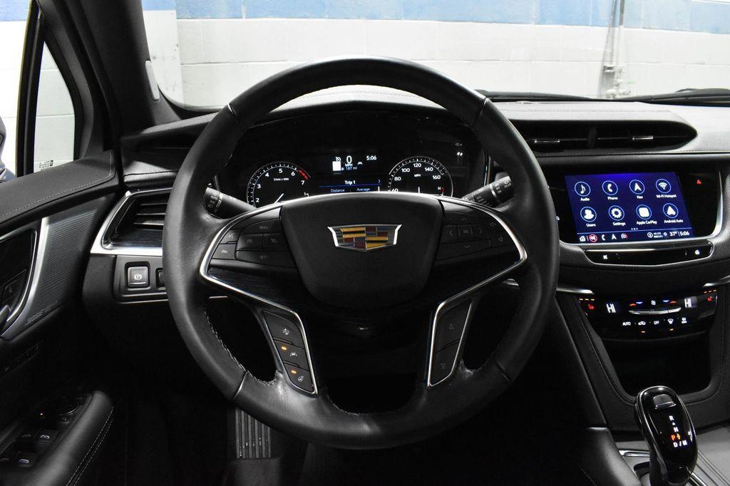 used 2025 Cadillac XT5 car, priced at $43,200