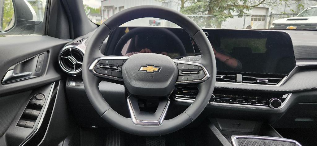 new 2025 Chevrolet Equinox car, priced at $31,856