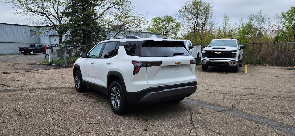 new 2025 Chevrolet Equinox car, priced at $31,856