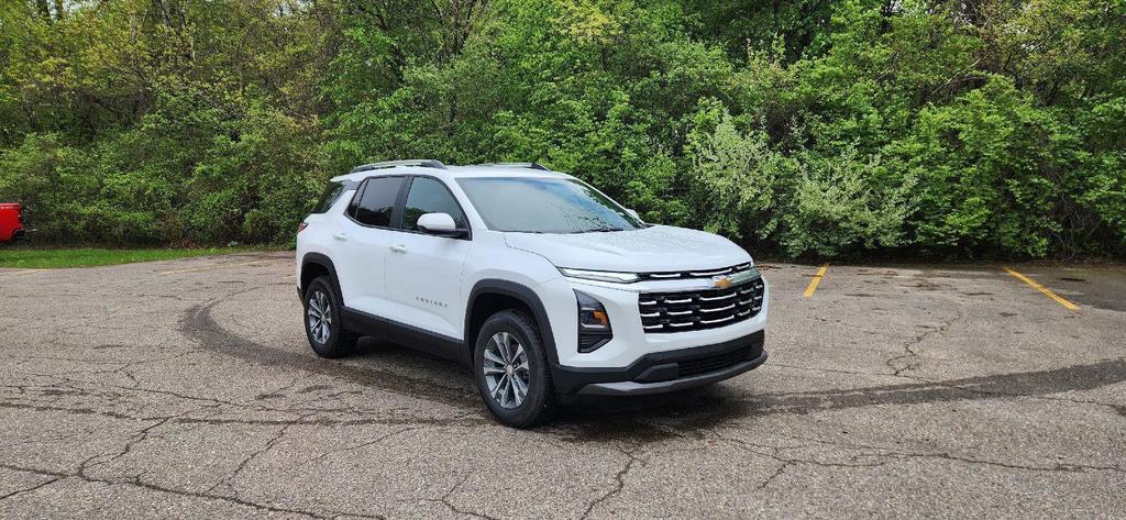new 2025 Chevrolet Equinox car, priced at $31,856