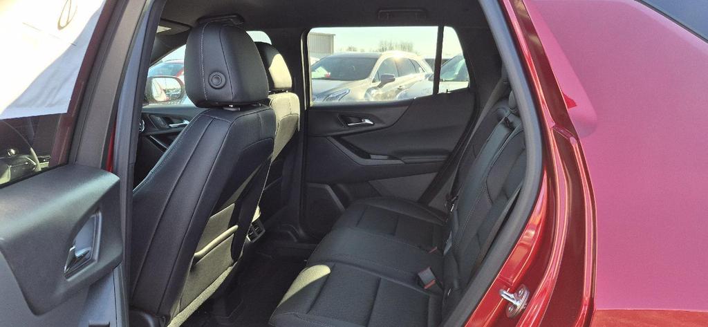 new 2026 Chevrolet Equinox car, priced at $31,178