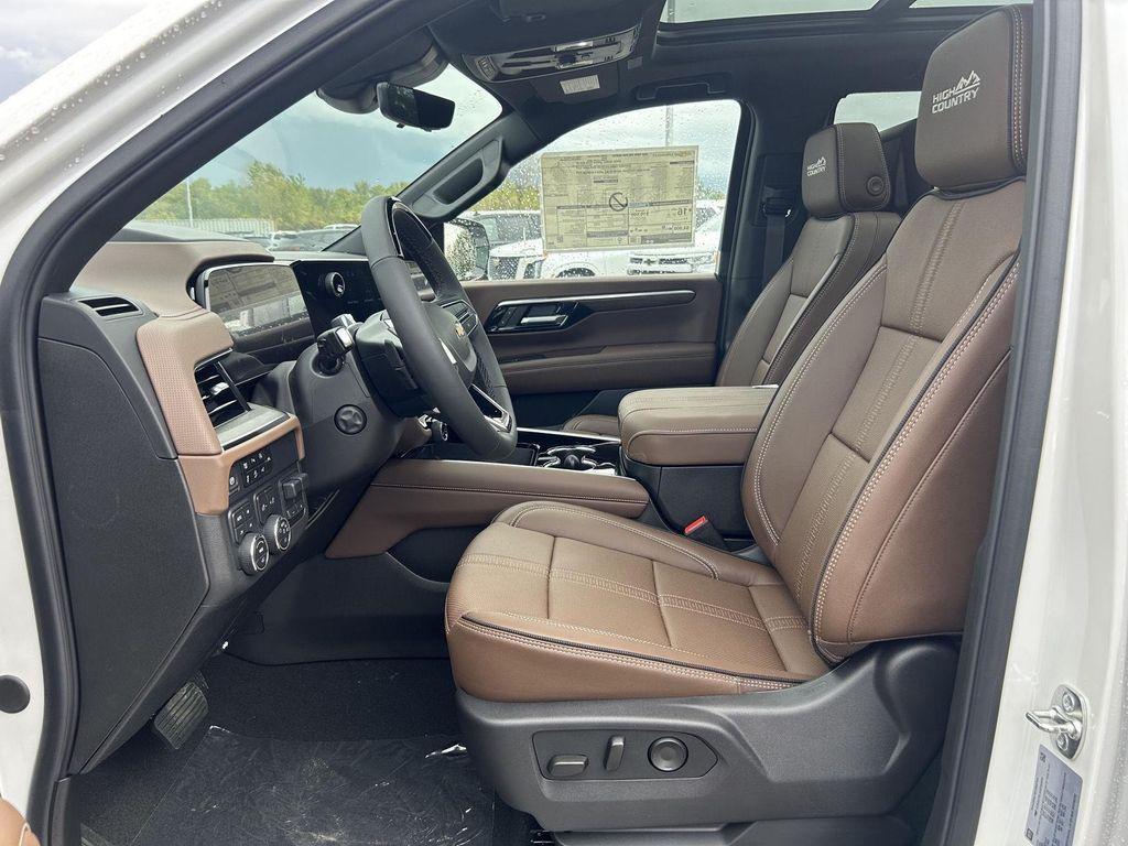 new 2025 Chevrolet Tahoe car, priced at $86,415