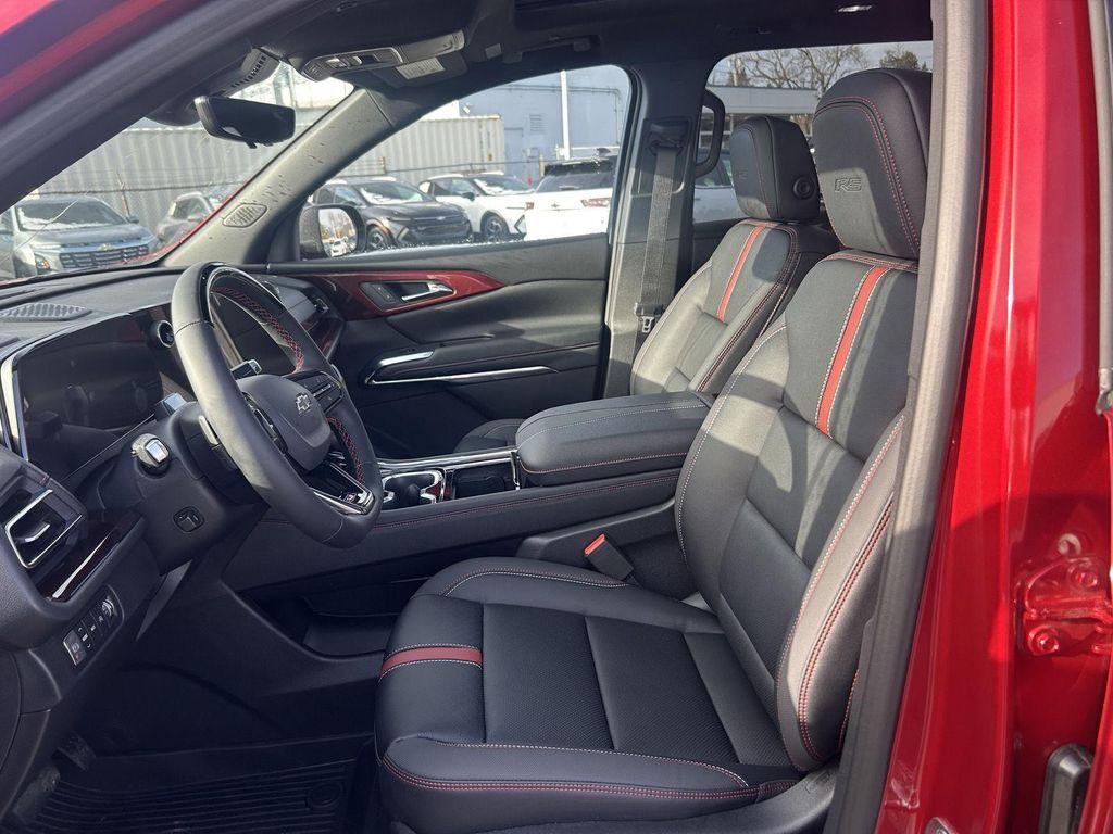 new 2026 Chevrolet Traverse car, priced at $57,206