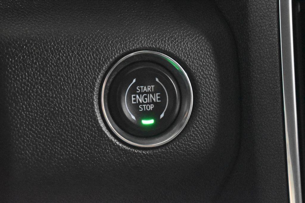 used 2025 GMC Acadia car, priced at $30,600