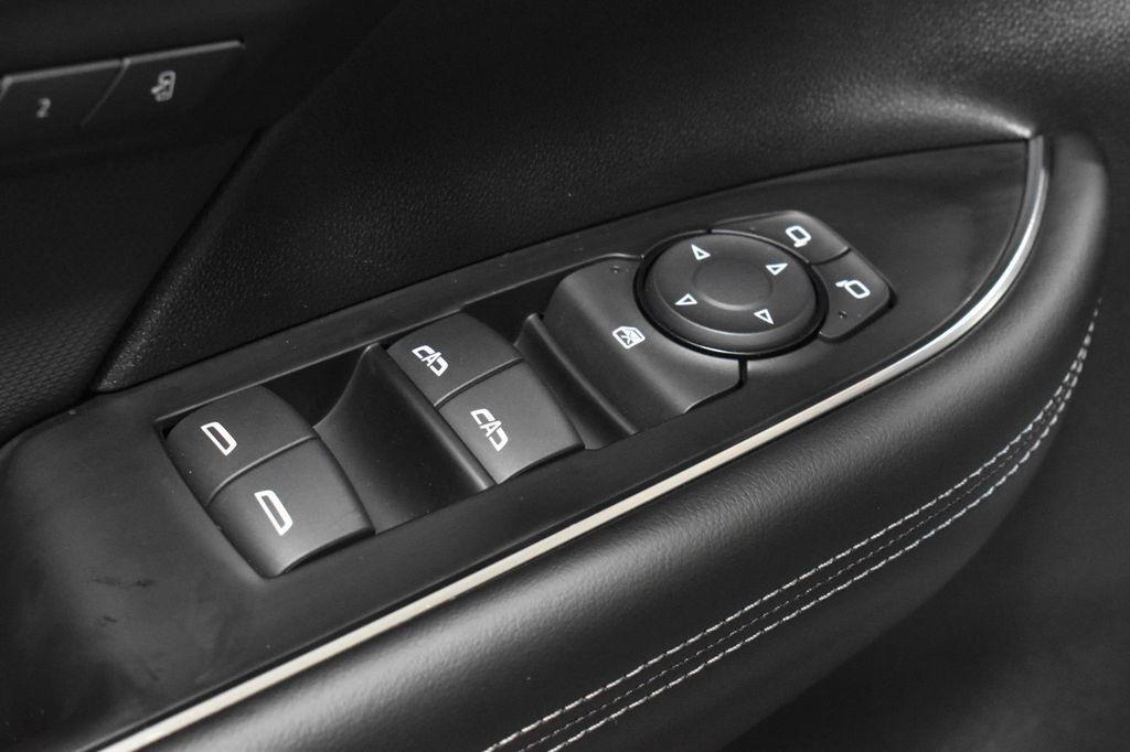 used 2025 Buick Envision car, priced at $27,590