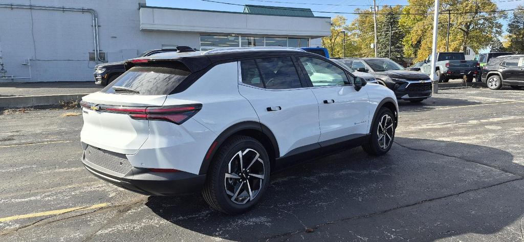 new 2026 Chevrolet Equinox EV car, priced at $41,185