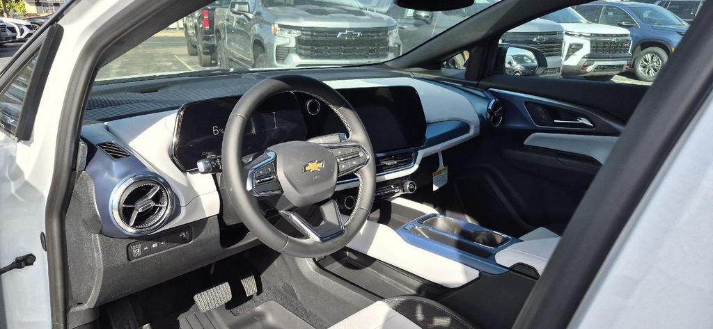 new 2026 Chevrolet Equinox EV car, priced at $41,185