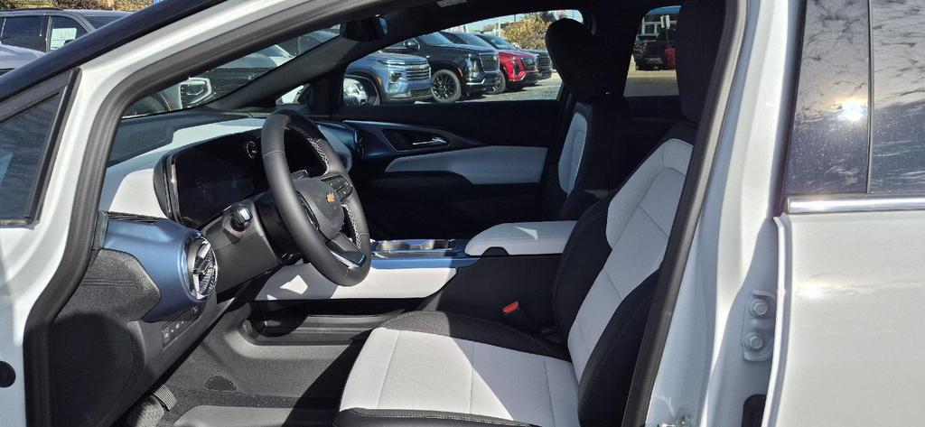 new 2026 Chevrolet Equinox EV car, priced at $41,185