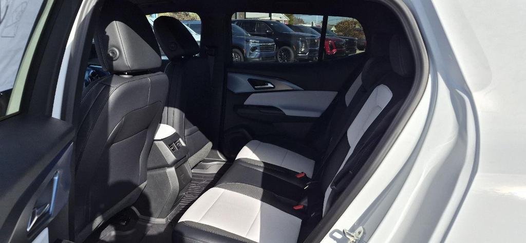 new 2026 Chevrolet Equinox EV car, priced at $41,185