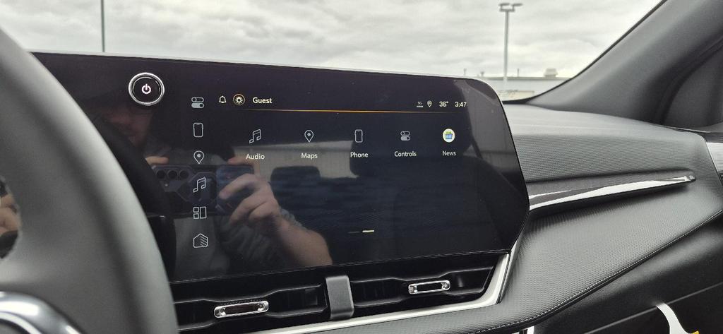 new 2026 Chevrolet Equinox car, priced at $32,578