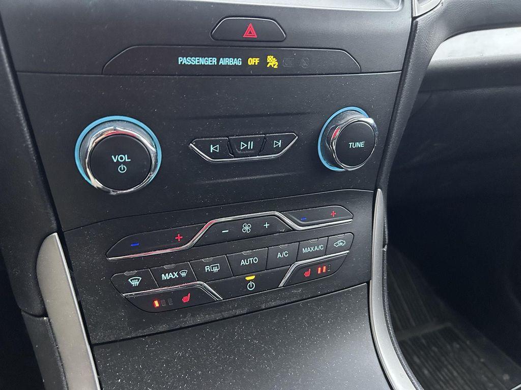 used 2020 Ford Edge car, priced at $15,900