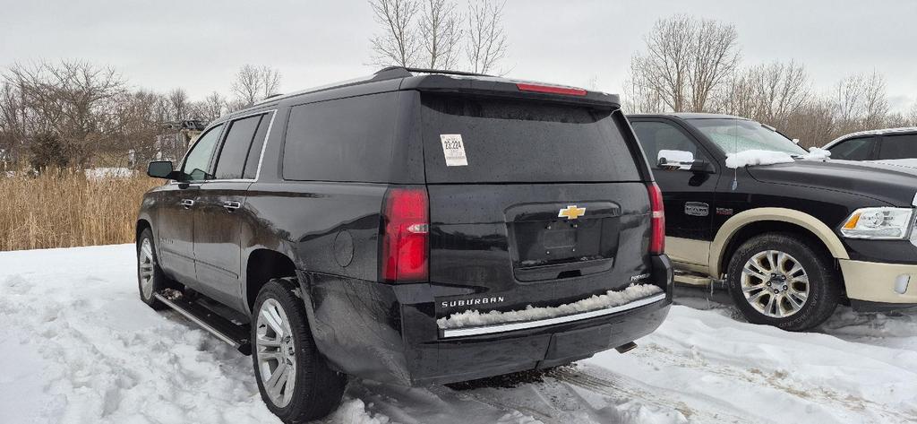 used 2020 Chevrolet Suburban car, priced at $33,890