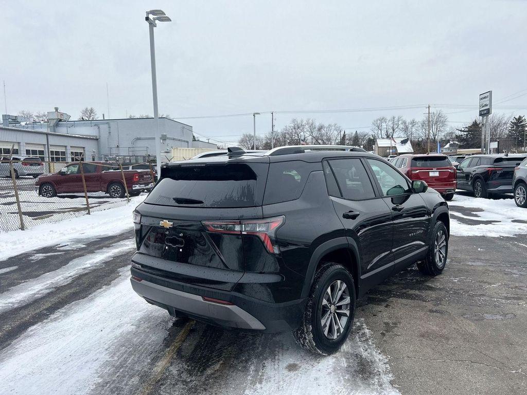 new 2026 Chevrolet Equinox car, priced at $32,717